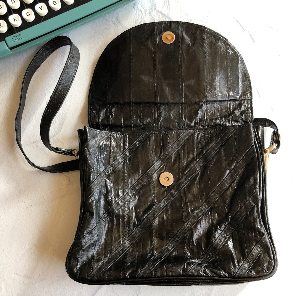 Vintage Black Eel Skin Shoulder Bag - Picture 3 of 8